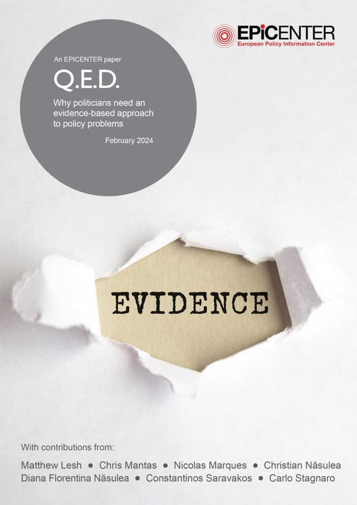 Coperta: Q.E.D. Why Politicians Need an Evidence-based Approach to Policy Problems